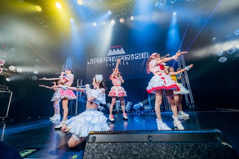 「JAPANARIZM 1st ONEMAN LIVE『#そそそそいや!』」の様子。(撮影:ポテ ヤマムラ)