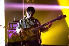 新井和輝（B / King Gnu）