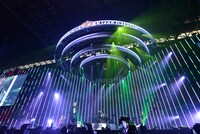 「WOWOW × L'Arc～en～Ciel 30th L'Anniversary Special Collaboration」ダイジェスト映像のワンシーン。