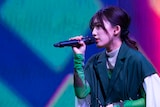 宮川愛李「月がよくみえる」の模様。(撮影:達川範一)