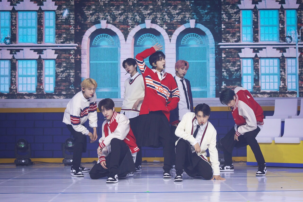 僕たちの魅力は音楽！ENHYPEN、TXT・YEONJUNも参加した1stスタジオアルバムに自信