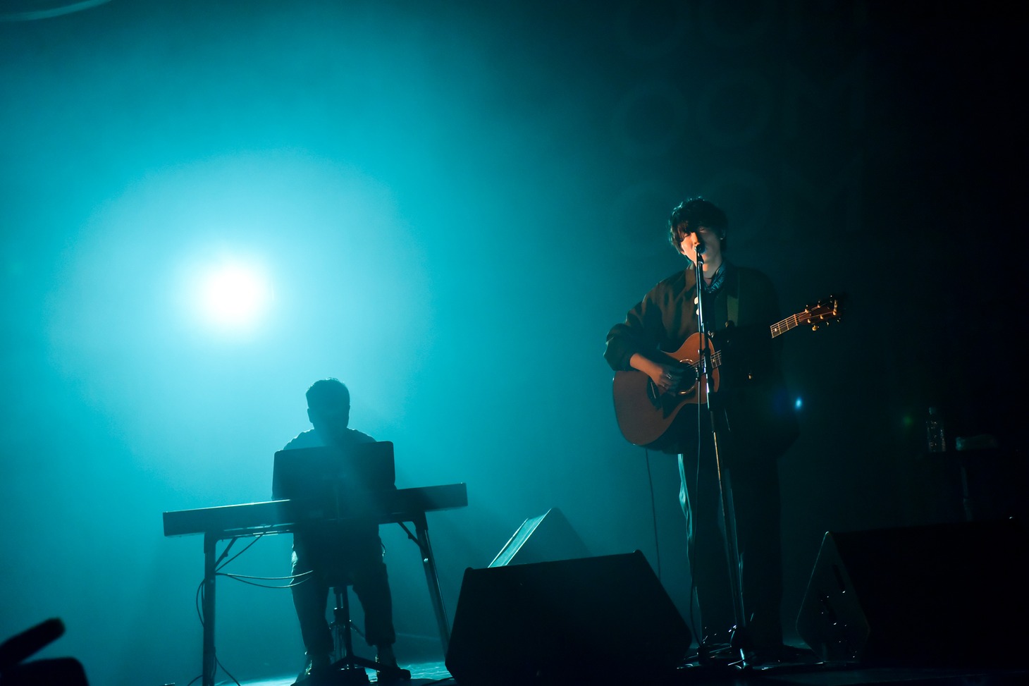 左から村田昭（Key）、上野大樹。（Photo by AZUSA TAKADA）