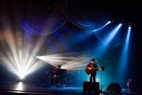 左から村田昭（Key）、上野大樹。（Photo by AZUSA TAKADA）