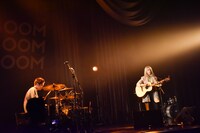 左から泉大智（DISH//）、mihoro*。（Photo by AZUSA TAKADA）