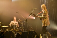 左から泉大智（DISH//）、mihoro*。（Photo by AZUSA TAKADA）