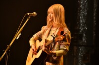 mihoro*（Photo by AZUSA TAKADA）