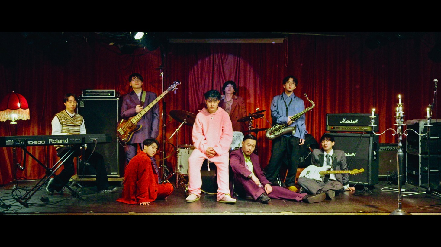 空音「STREET GIG feat. Black petrol」ミュージックビデオより。
