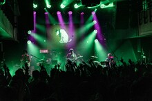 PEOPLE 1（Photo by Yoshio Nakaiso）