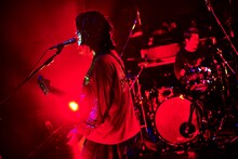 ドミコ「血を嫌い肉を好む Release Event」の様子。（撮影：後藤倫人）