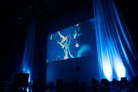 「summer dejavu」の音源に合わせて映し出された中山莉子の映像。