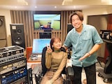 左から足立佳奈、Michael Kaneko。