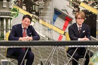 左から高橋茂雄（サバンナ）、横山裕（関ジャニ∞）。 (c)フジテレビ