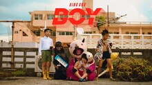 King Gnu「BOY」ミュージックビデオより。