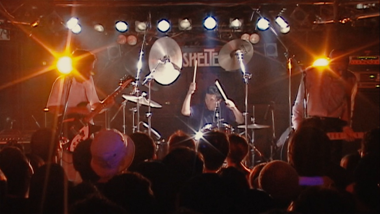 fOUL「枯槁」ライブ映像のワンシーン。 (c)2021 The top of fOUL films, all rights reserved.