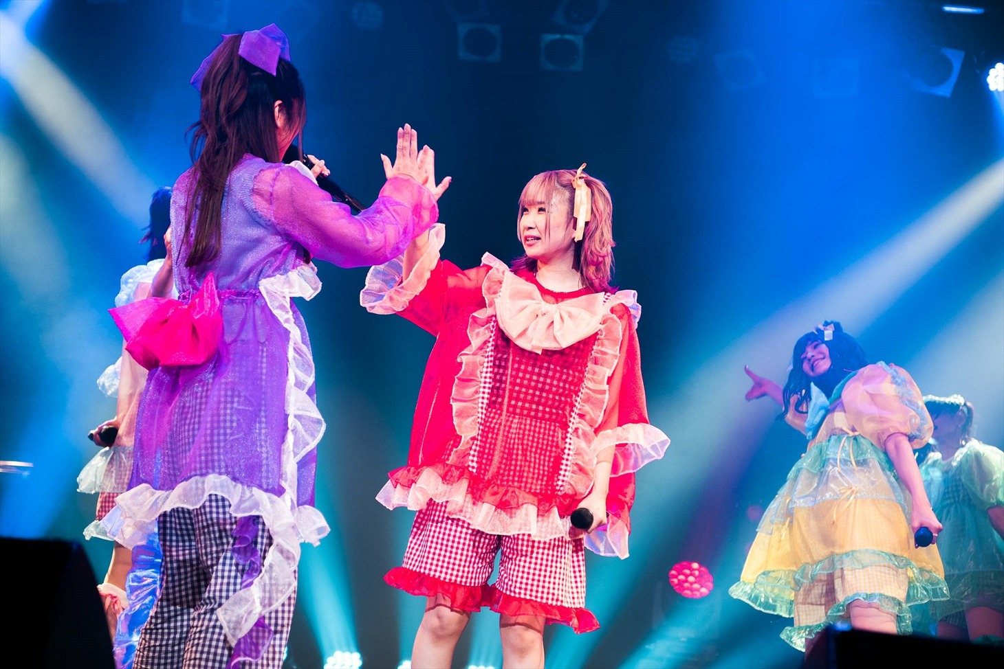左からけちょん、しふぉん。（撮影：曽我美芽）