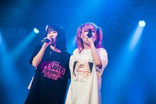 左からへそ、しふぉん。（撮影：曽我美芽）