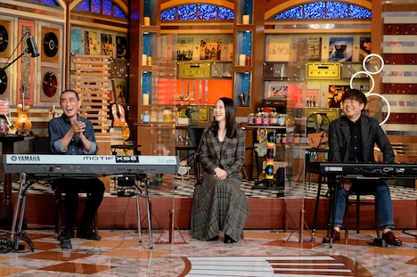 左から野崎洋一、松田聖子、本間昭光。(c)テレビ朝日