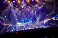 「BiSH SPARKS"DAYDREAM NATiON"EPiSODE 2」よりBiSHのライブの様子。（Photo by sotobayashi kenta）