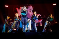 「BiSH SPARKS"DAYDREAM NATiON"EPiSODE 2」よりBiSH。（Photo by sotobayashi kenta）