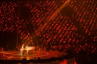 「百田夏菜子ソロコンサート Talk With Me ～シンデレラタイム～」の様子。（撮影：高田真希子）