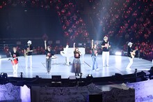 「百田夏菜子ソロコンサート Talk With Me ～シンデレラタイム～」の様子。（撮影：高田真希子）