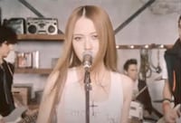 Tommy heavenly6「Hey my friend」ミュージックビデオより。