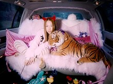 Tommy heavenly6「Ready?」ミュージックビデオより。