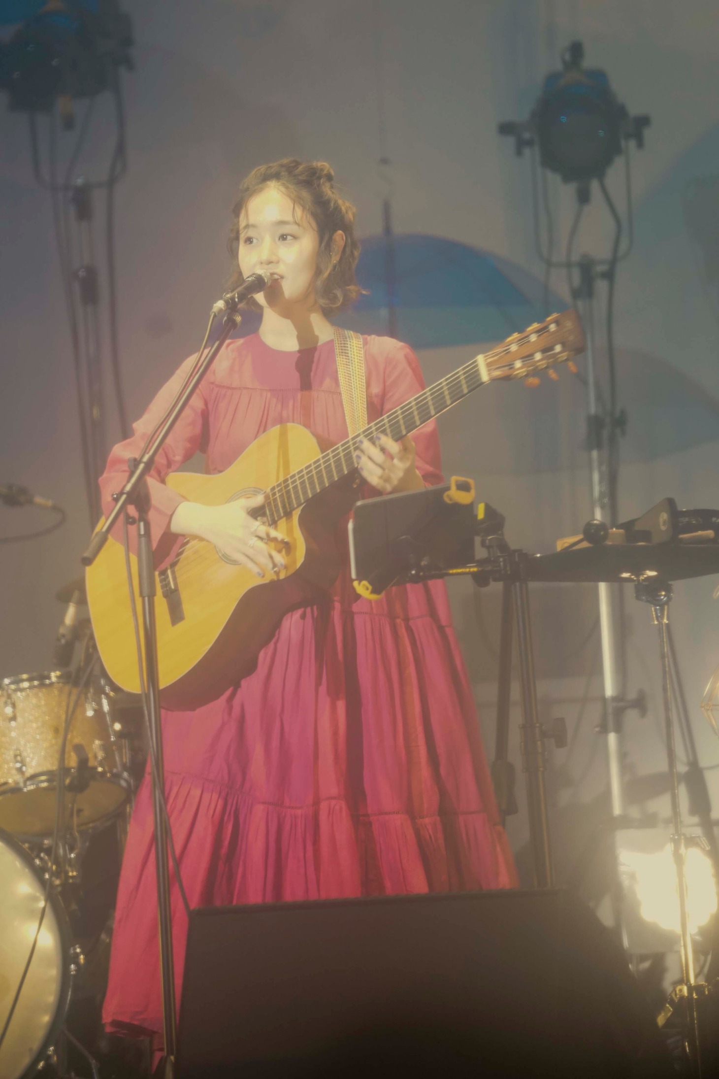 藤原さくら（撮影：上飯坂一）