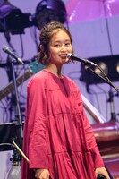 藤原さくら（撮影：上飯坂一）