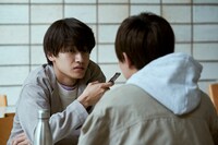 佐野晶哉 (c)2022「真夜中乙女戦争」製作委員会