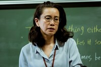 渡辺真起子 (c)2022「真夜中乙女戦争」製作委員会