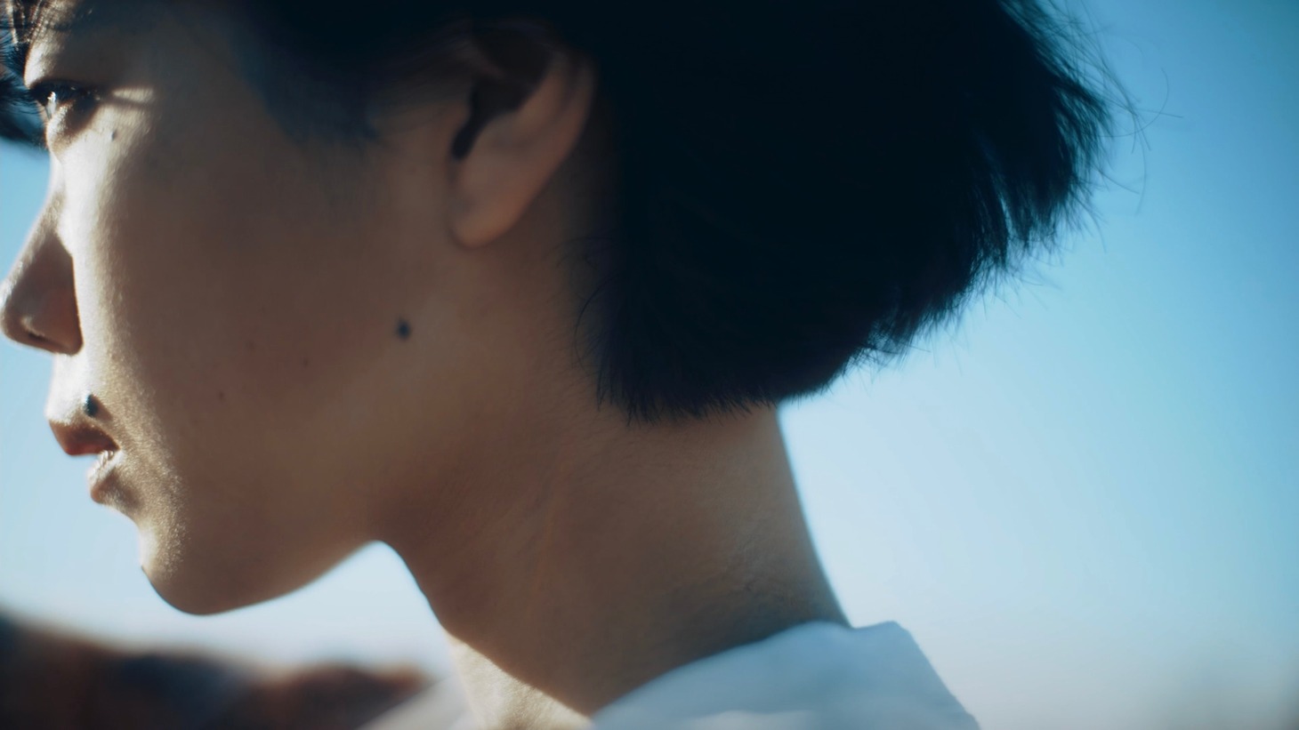 松本千夏「ばかみたい」ミュージックビデオより。
