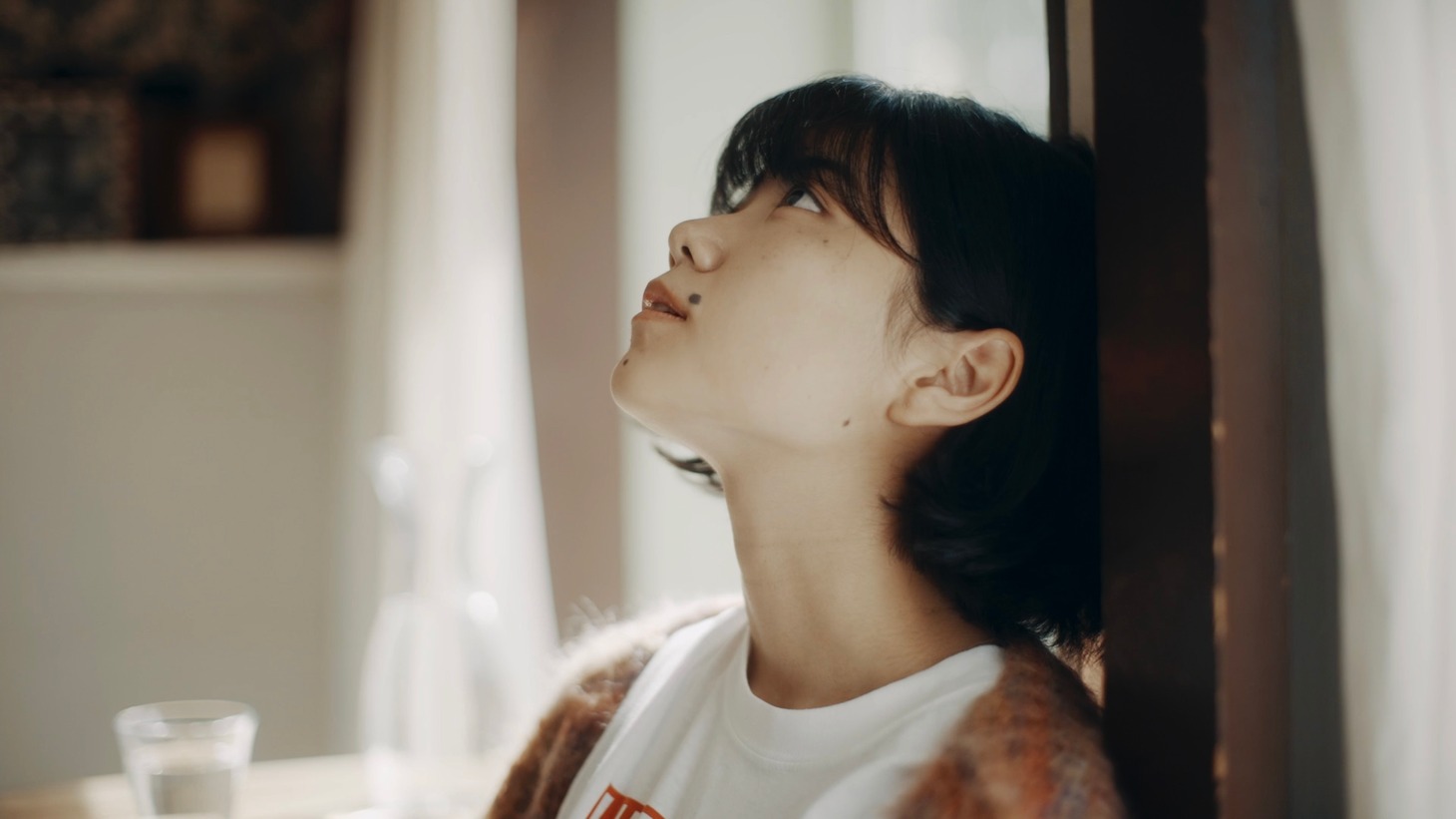 松本千夏「ばかみたい」ミュージックビデオより。