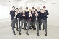 人気画像2位は「INIのバラエティリーダーは誰？テレビ初の冠特番でムチャぶりに対応『やっぱりINIって面白いグループ』」より、INI。