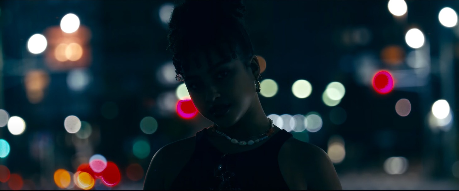 MIKI「I don't know (feat. PAX, 018 & MATT CAB)」ミュージックビデオより。
