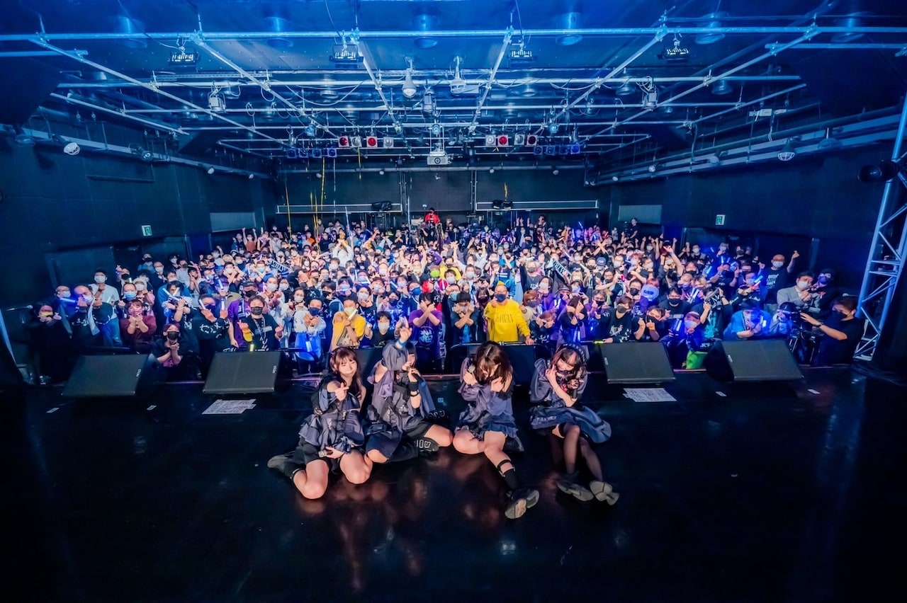 LEIWAN「GIANT KILLING～非現実的空間～」の様子。