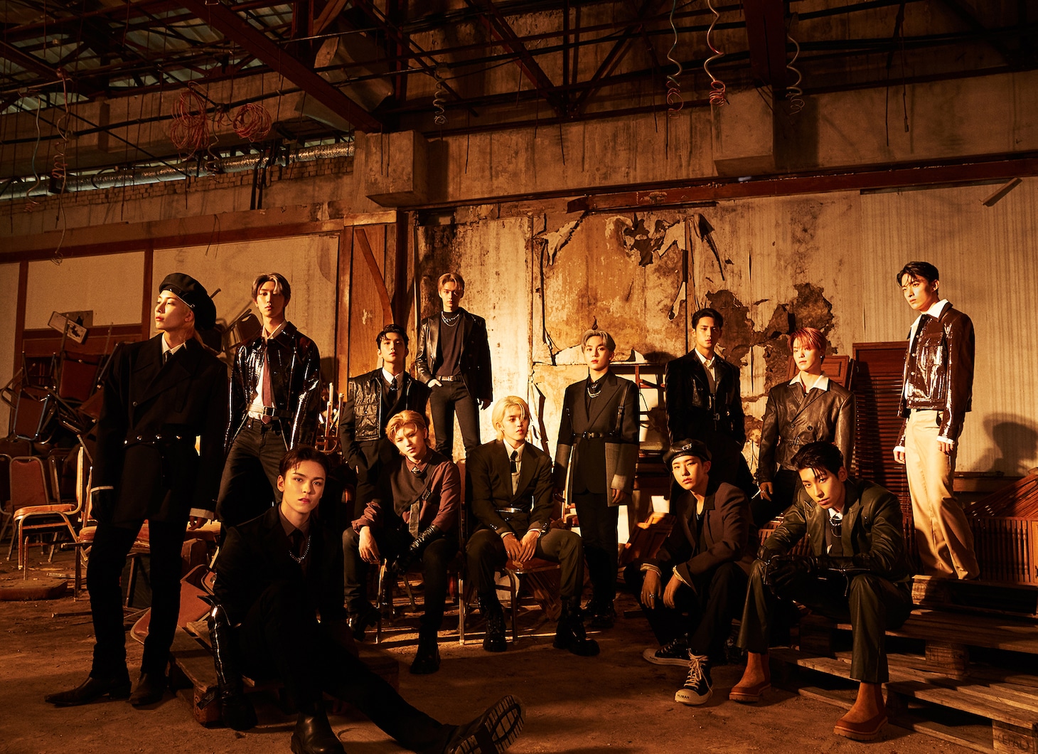 SEVENTEEN (c)PLEDIS ENTERTAINMENT