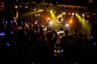 伊吹咲蘭のソロパフォーマンスの様子。（撮影：乙羽）