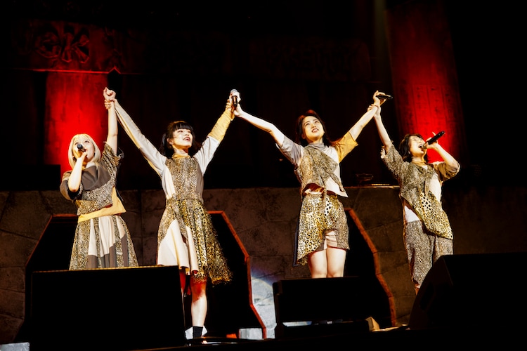 Bis 2000人の研究員集めた中野サンプラザ単独公演で改めて宣言 Bisは絶対 武道館に立ちます ライブレポート 写真12枚 セットリストあり 音楽ナタリー