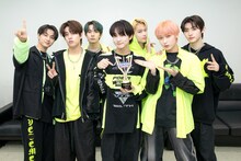 「SHOW CHAMPION」で1位を獲得したENHYPEN。 (p)&(c)BELIFT LAB