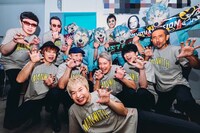 東京スカパラダイスオーケストラとMAN WITH A MISSION。（撮影：勝永裕介）