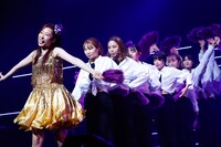 大黒柚姫「One-One-Love」パフォーマンスの様子。