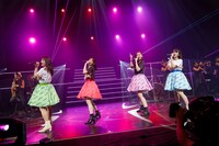 TEAM SHACHI「OVER THE HORIZON～はちゃめちゃ！パシフィコ！～」の様子。