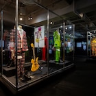「hide MUSEUM」池袋に出現!愛用ギターなど実物300点が目の前に