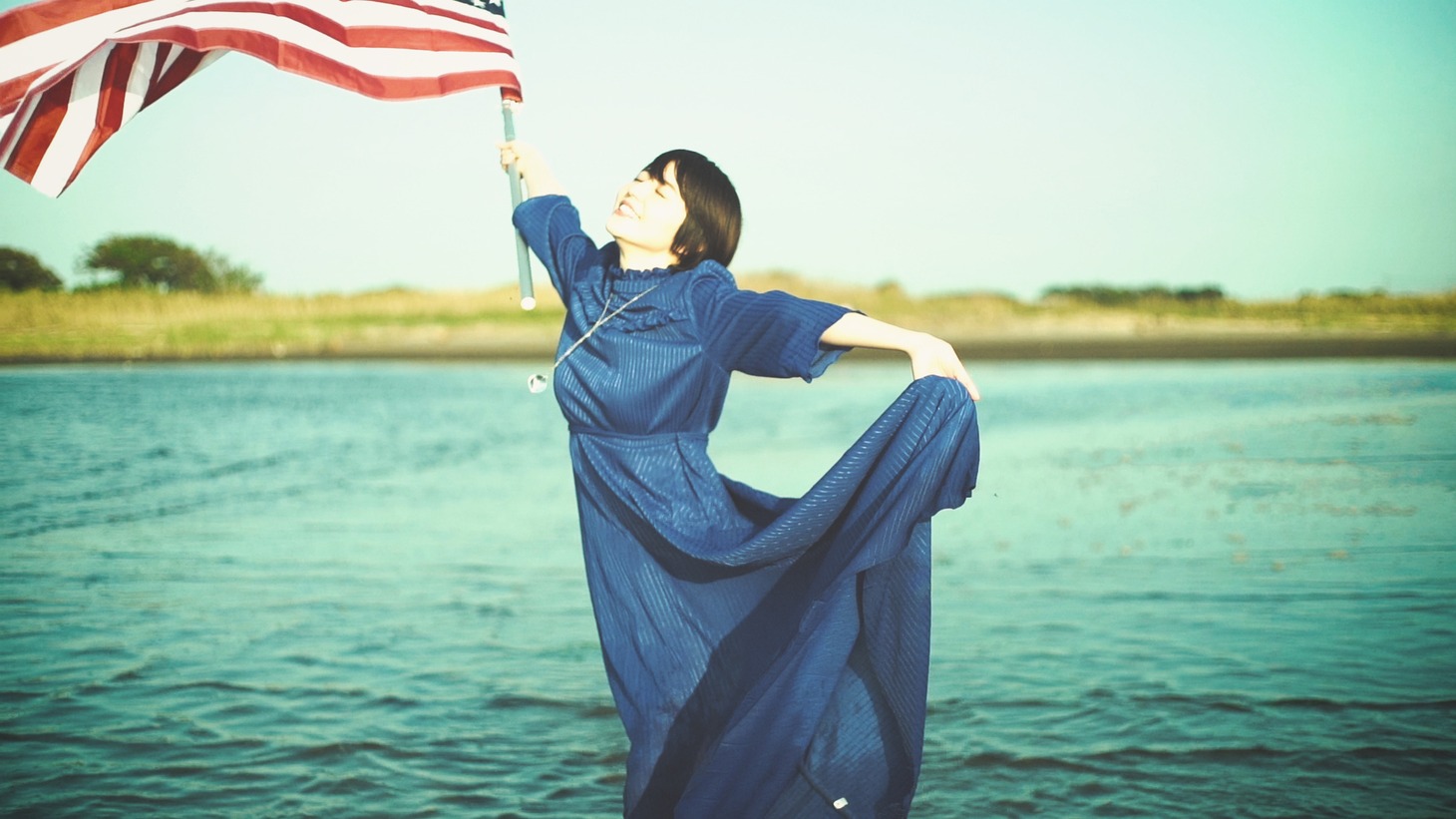 American Dream Express「Pure love」MVより。