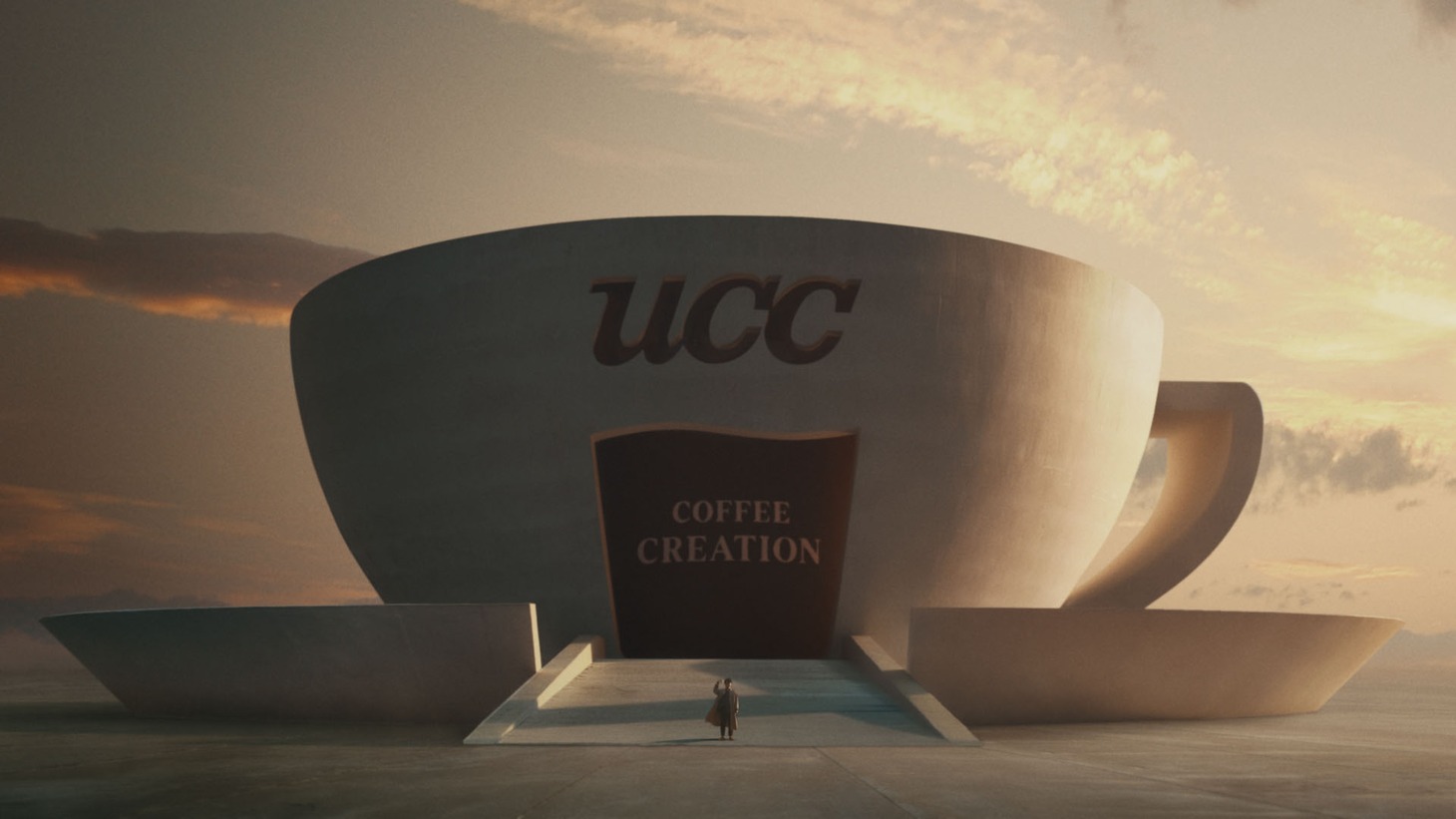 UCCのテレビCM「COFFEE CREATION コンセプト編」より。