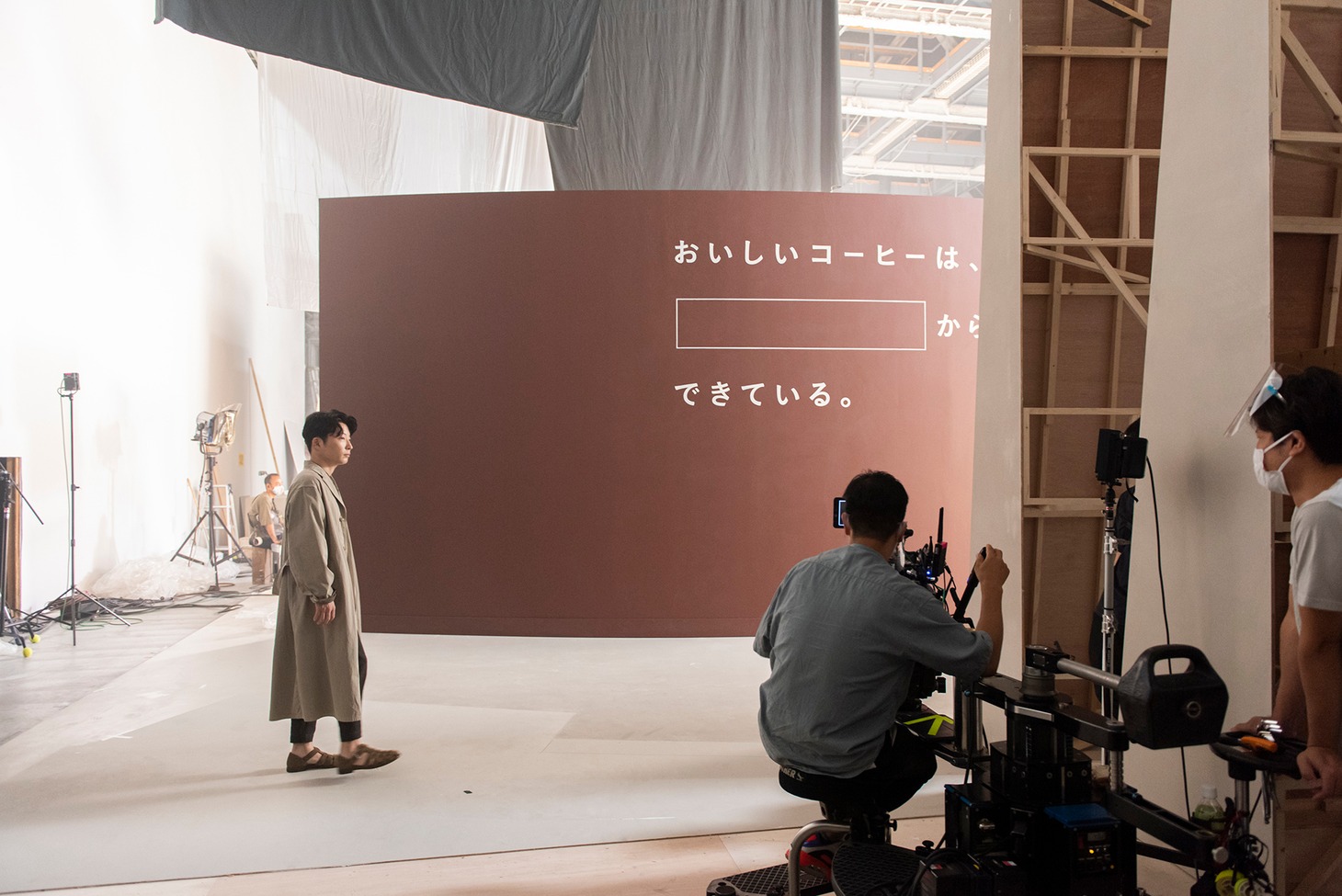 UCCのテレビCM「COFFEE CREATION コンセプト編」のメイキング写真。