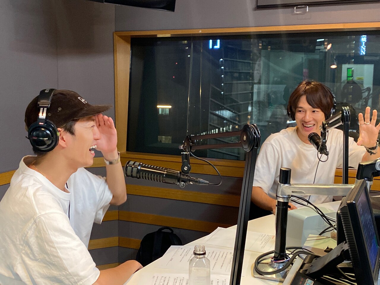 左から森田美勇人、真田佑馬。