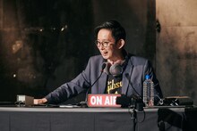 進行役の芦沢ムネト（パップコーン）。（撮影：曽我美芽）