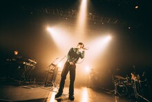 雨のパレード「ame_no_parade TOUR 2021 "ESSENCE”」東京・EX THEATER ROPPONGI公演の様子。（Photo by Ray Otabe）